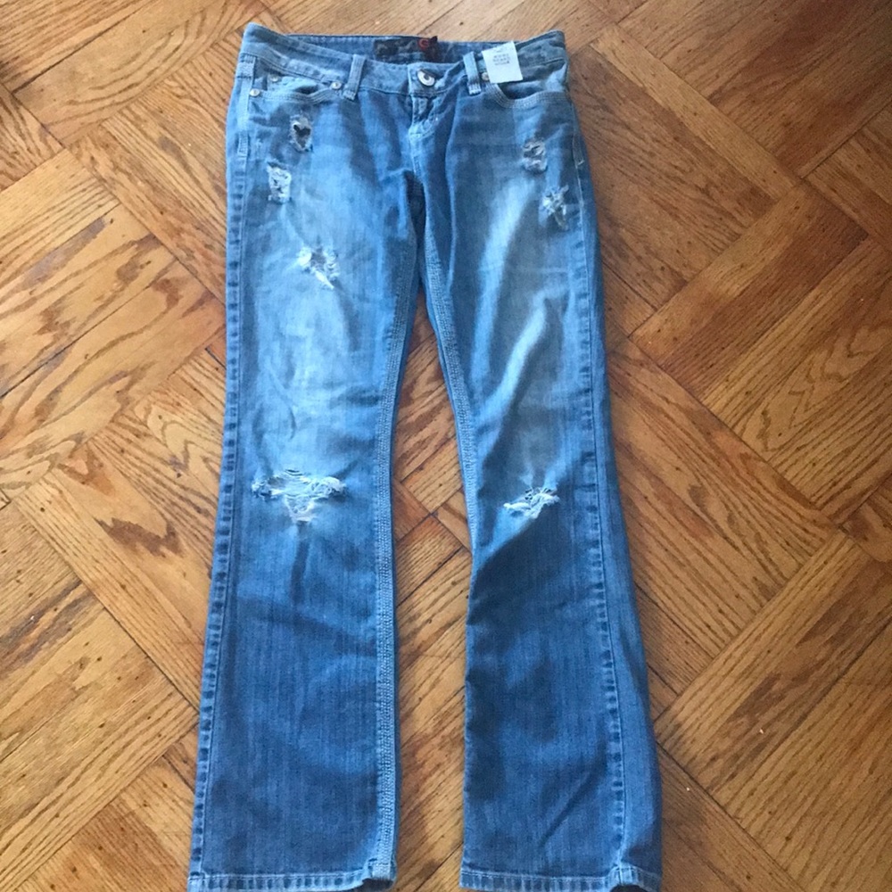Guess Women’s Straight Leg Boyfriend Jeans
